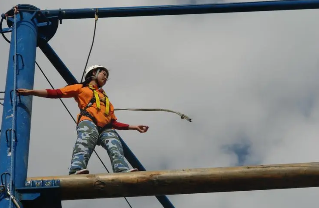 廣州拓展項目-高空獨木橋