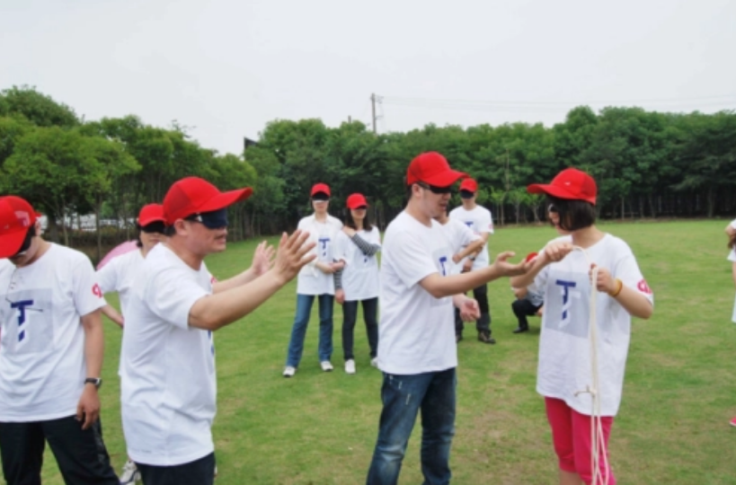 廣州拓展項目-盲人摸象