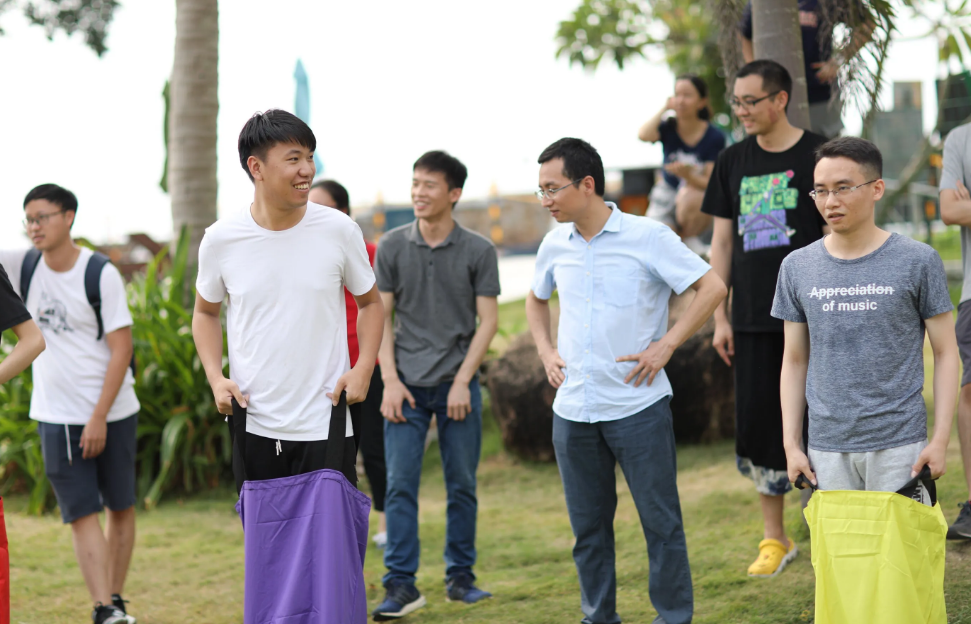 廣州拓展項目-袋鼠跳