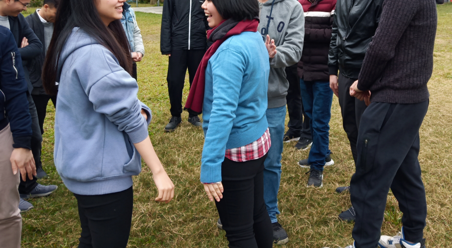 廣州團建游戲-大樹(shù)和松鼠