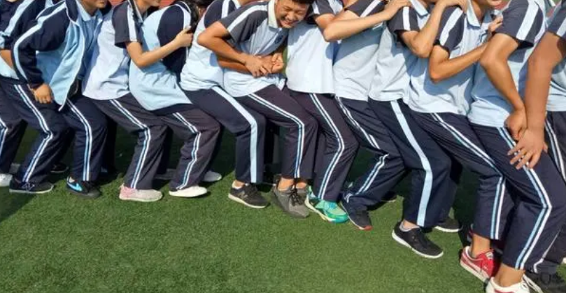 廣州團建游戲-人椅