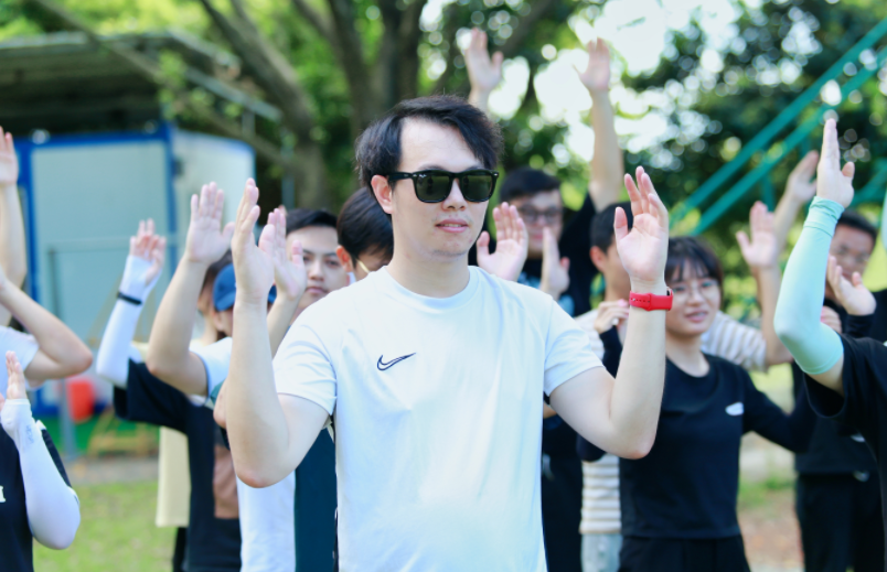 廣州團建游戲-叉手