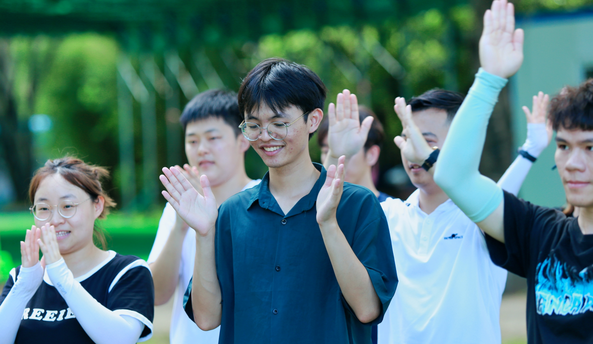 廣州拓展游戲-你說(shuō)我做