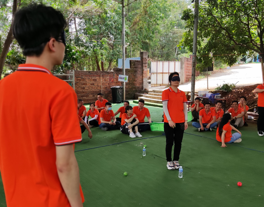 廣州團建游戲-黑夜營(yíng)救